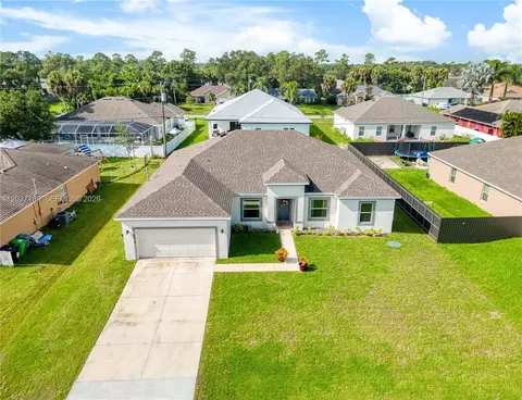 1534 SW Abingdon Ave, Port Saint Lucie, FL 34953