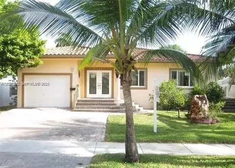 1101 NE 2nd St, Hallandale Beach, FL 33009