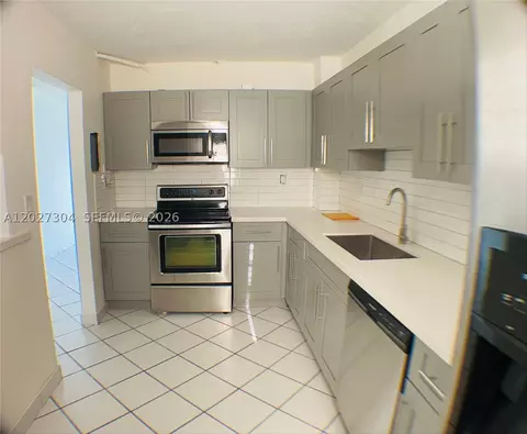 12590 NE 16th Ave #610, North Miami, FL 33161