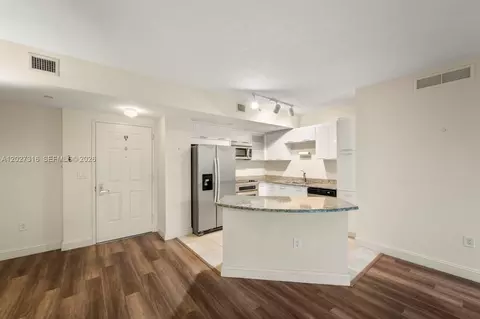 510 NW 84th Ave #241, Plantation, FL 33324
