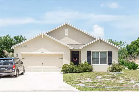 2497 SW Barber Ln, Port Saint Lucie, FL 34984