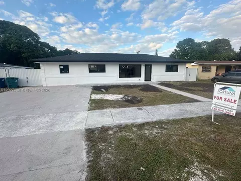 2041 NW 190th Ter, Miami Gardens, FL 33056