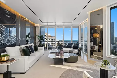 901 Brickell Key Blvd #3304, Miami, FL 33131