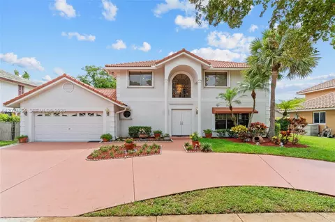 4958 NW 49th Ave, Coconut Creek, FL 33073