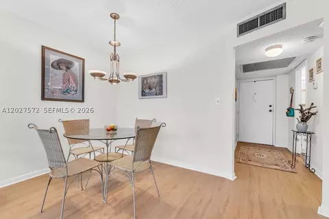 6600 Cypress Rd #310, Plantation, FL 33317