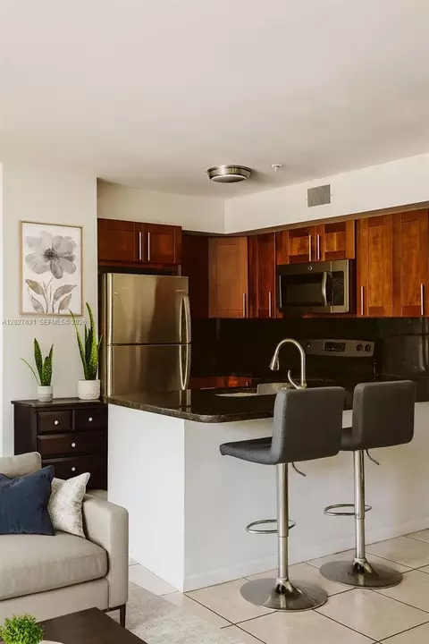 2081 Renaissance Blvd #306, Miramar, FL 33025