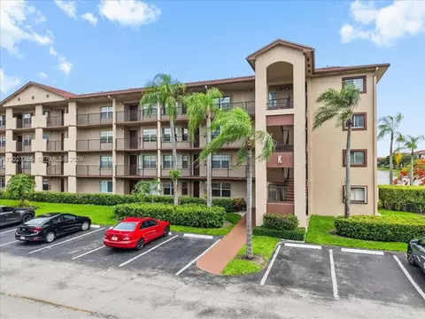 13255 SW 16th Ct #211K, Pembroke Pines, FL 33027