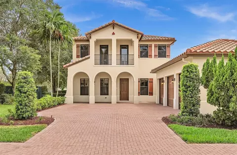 8420 NW 33rd St, Pembroke Pines, FL 33024