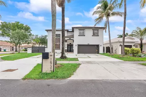 16732 NW 89th Pl, Miami Lakes, FL 33018