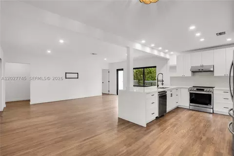1414 Messina Ave, Coral Gables, FL 33134 photo 11