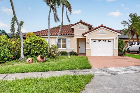 8462 SW 158th Ct, Miami, FL 33193
