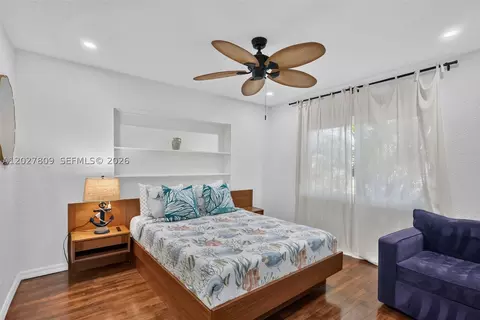 Bedroom - 1023 SE 7th St, Stuart, FL 34996 photo 5 of 12