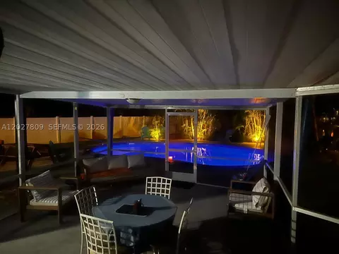 Exterior - 1023 SE 7th St, Stuart, FL 34996 photo 3 of 30
