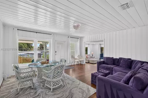 Dining - 1023 SE 7th St, Stuart, FL 34996 photo 2 of 3