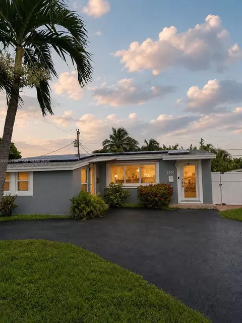 5651 NE 9th Ave, Oakland Park, FL 33334