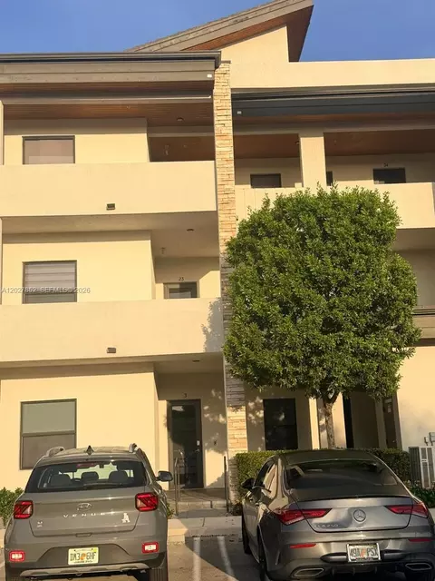 8005 NW 104th Ave #3, Doral, FL 33178