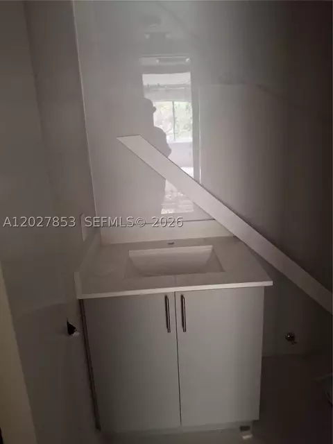 13480 NE 6th Ave #207, North Miami, FL 33161