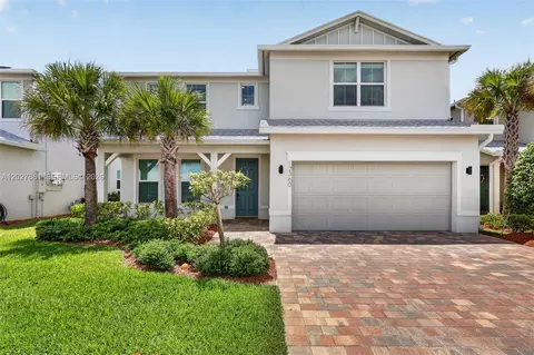 12360 SW Myrtle Oak Dr, Port Saint Lucie, FL 34987