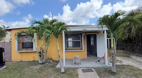 544 NW 10th St, Florida City, FL 33034