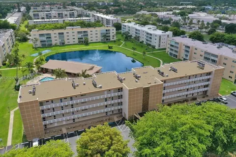 1025 SE 2nd Ave #208, Dania Beach, FL 33004
