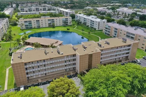 1025 SE 2nd Ave #208, Dania Beach, FL 33004