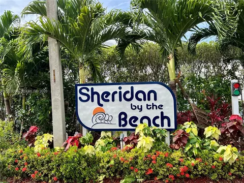 1450 Sheridan St #E 13, Hollywood, FL 33020