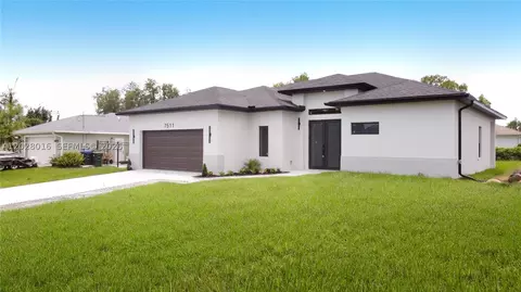 7511 Blutter Rd, North Port, FL 34291