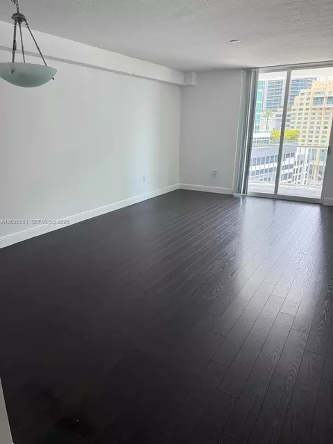 1250 S Miami Ave #1412, Miami, FL 33130