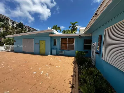 2318 N Ocean Blvd, Fort Lauderdale, FL 33305
