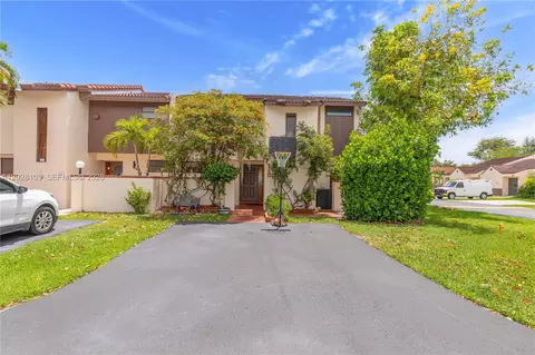 9055 SW 149th Pl, Miami, FL 33196