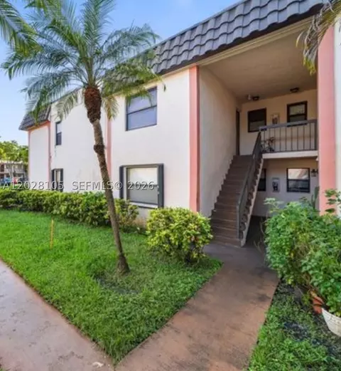 851 NE 207th Ter #6-103, Miami, FL 33179