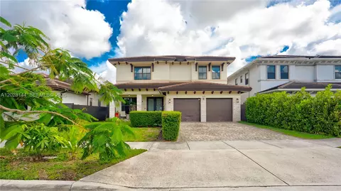 15079 SW 30th St, Miami, FL 33185