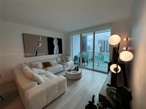951 Brickell Ave #2103, Miami, FL 33131