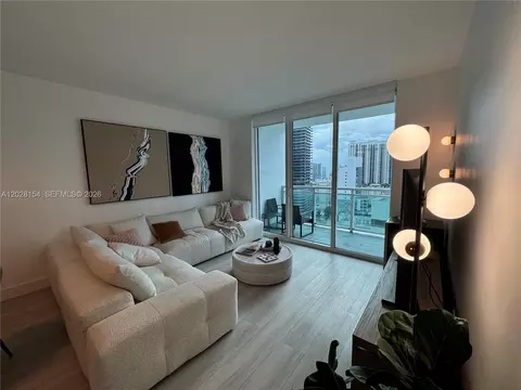 951 Brickell Ave #2103, Miami, FL 33131