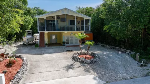 411 Mahogany Ave, Key Largo, FL 33037