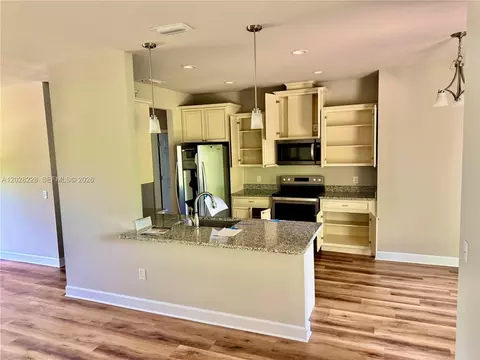 Kitchen - 451 NE 151 Ter, Williston, FL 32696 photo 1 of 1