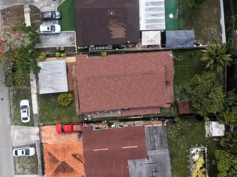 View/Area - 252 E 37th St, Hialeah, FL 33013 photo 2 of 2
