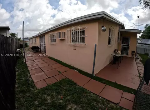 252 E 37th St, Hialeah, FL 33013 photo 42