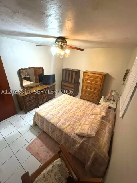 252 E 37th St, Hialeah, FL 33013 photo 31
