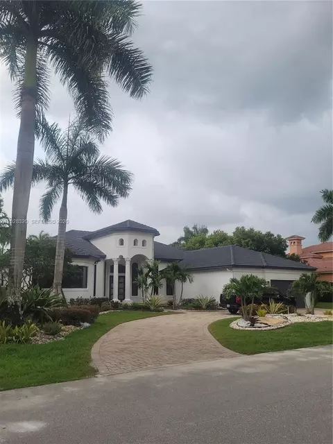 3250 W Stonebrook Cir, Davie, FL 33330