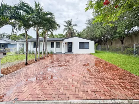 600 NW 108th Ter, Miami, FL 33168