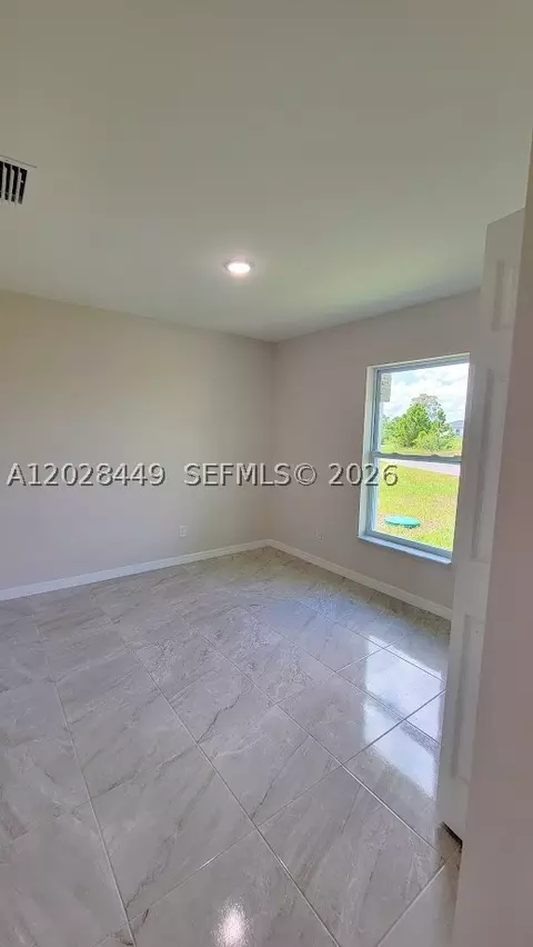 9019 E Crow Cir, Labelle, FL 33935 photo 17