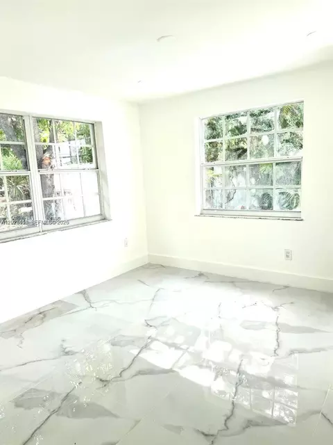 Other - 712 Hialeah Dr, Hialeah, FL 33010 photo 9 of 10