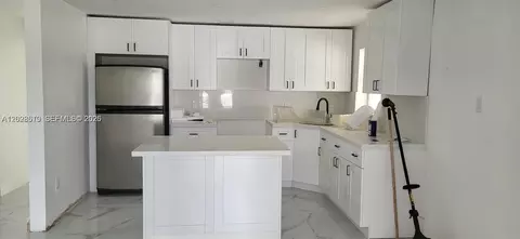 Other - 712 Hialeah Dr, Hialeah, FL 33010 photo 8 of 10