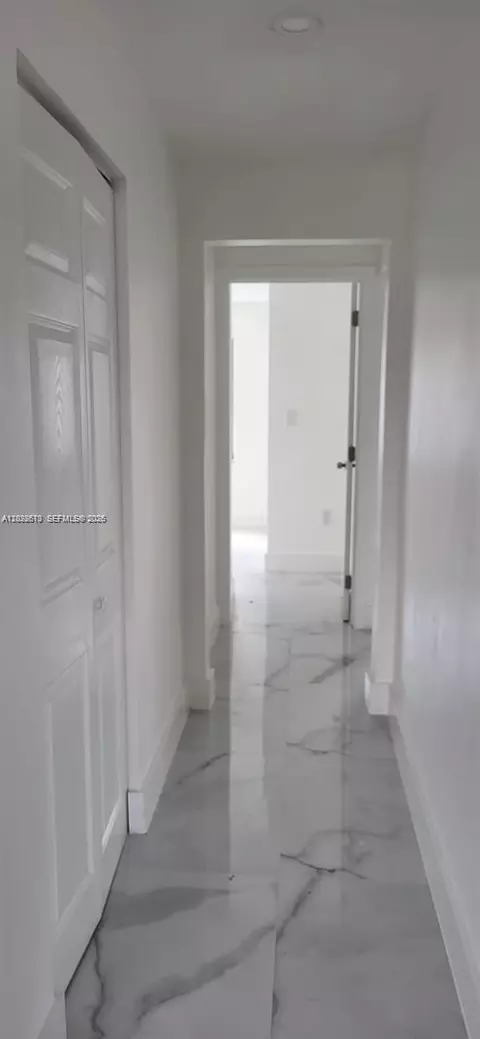 Entry Way - 712 Hialeah Dr, Hialeah, FL 33010 photo 1 of 2