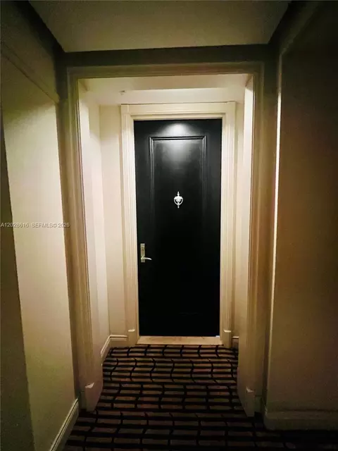 Entry Way - 801 Brickell Key Blvd #906, Miami, FL 33131 photo 1 of 3