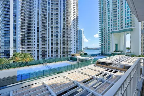 Other - 801 Brickell Key Blvd #906, Miami, FL 33131 photo 2 of 11