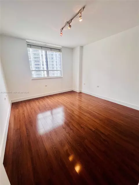 Other - 801 Brickell Key Blvd #906, Miami, FL 33131 photo 4 of 15