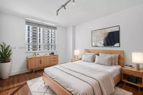 Bedroom - 801 Brickell Key Blvd #906, Miami, FL 33131 photo 1 of 2