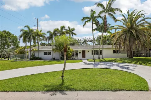 14401 SW 98 Ct, Miami, FL 33176